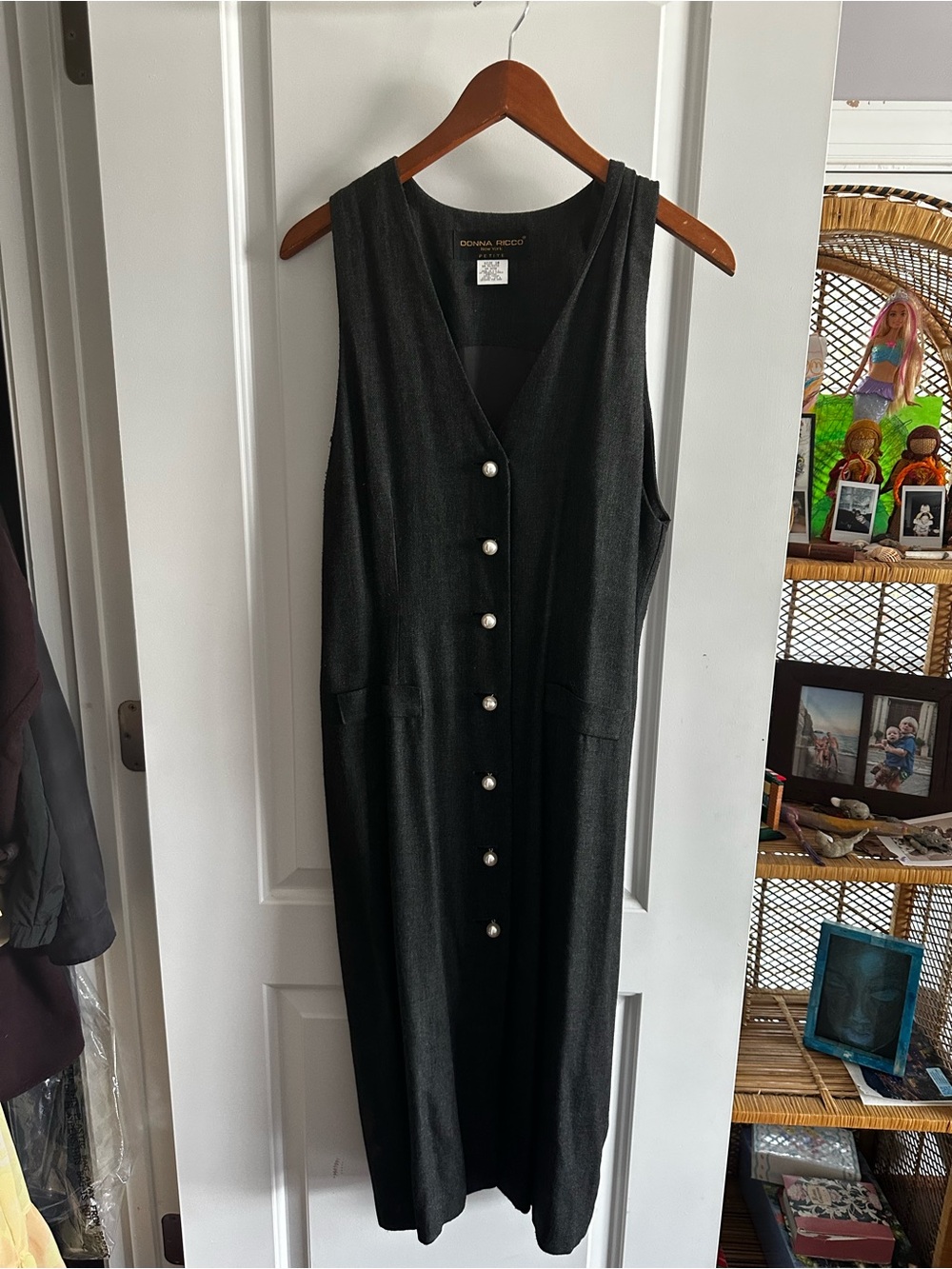 Donna Ricco Charcoal Sleeveless V-Neck Midi Dress with Pearl Buttons